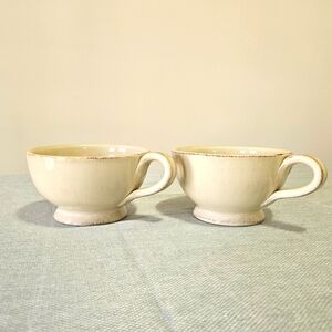 Vtg. Pier 1 Toscana Ivory 2 Jumbo Mugs Hand-Painted Earthenware Italy Discd 5.5"